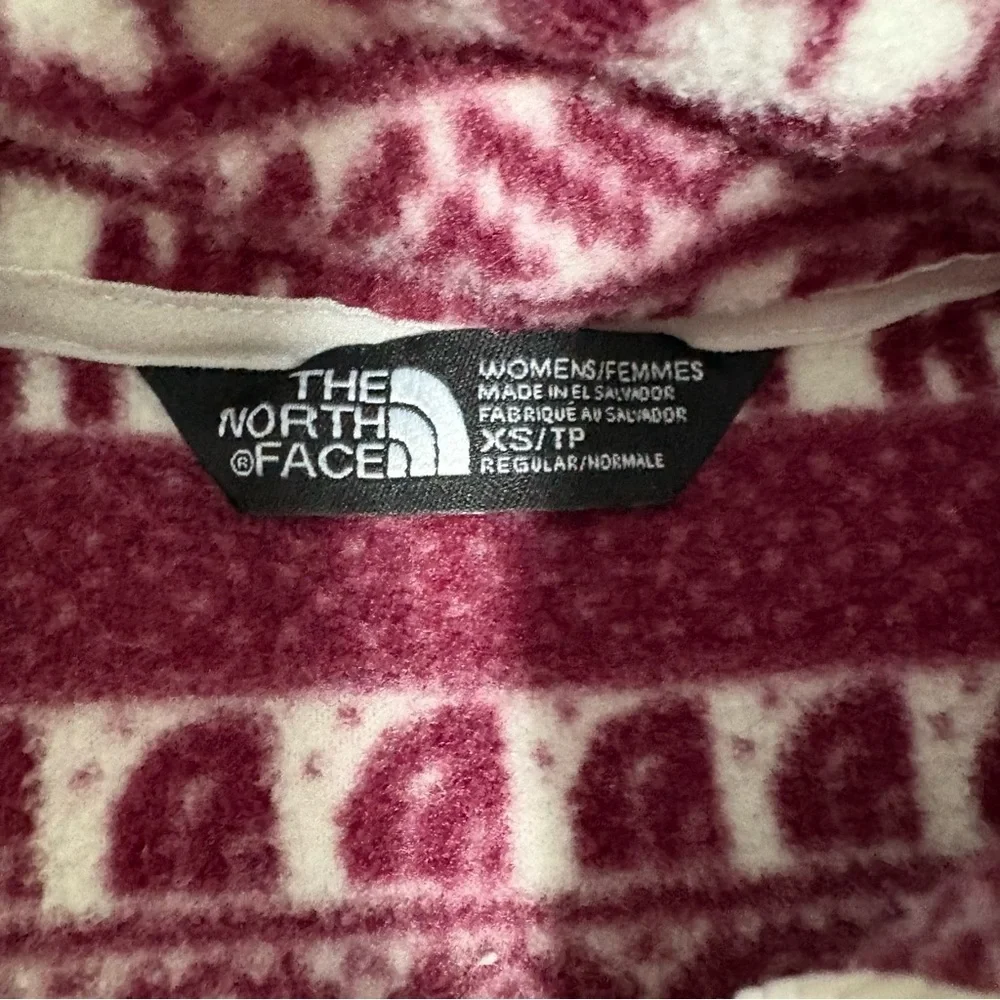 The North Face burgundy and White Patterned Jacket - Picture 5 of 6